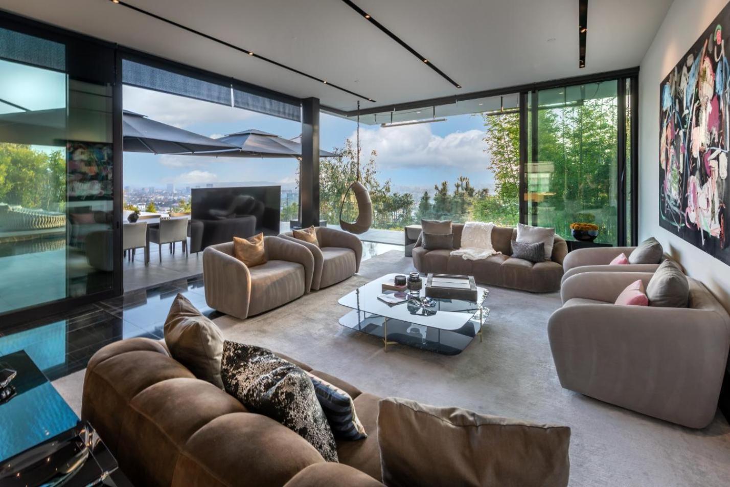 London Dream Villa