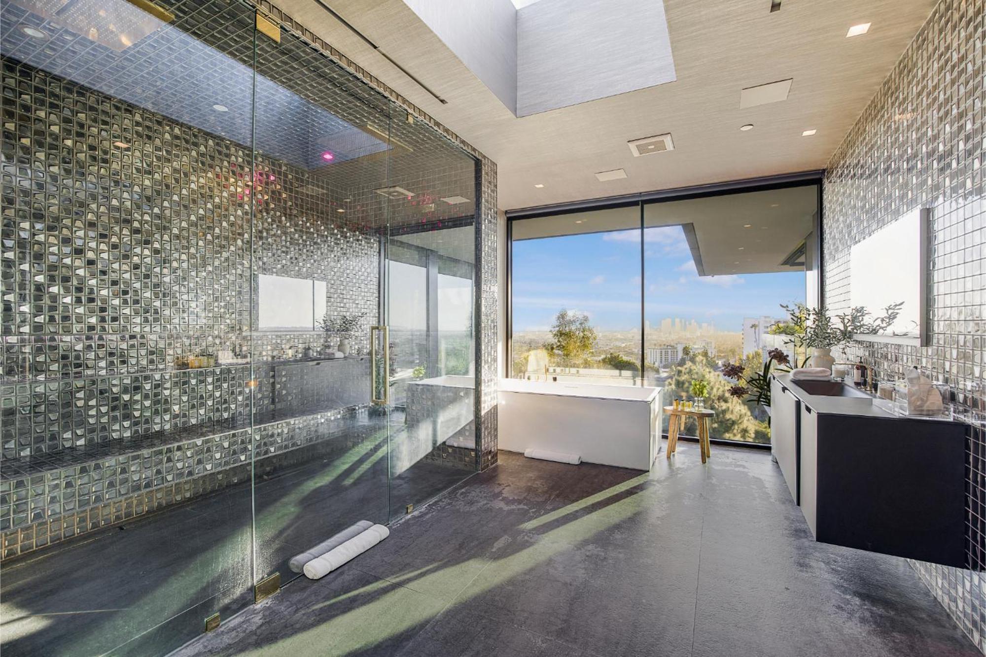 London Dream Villa